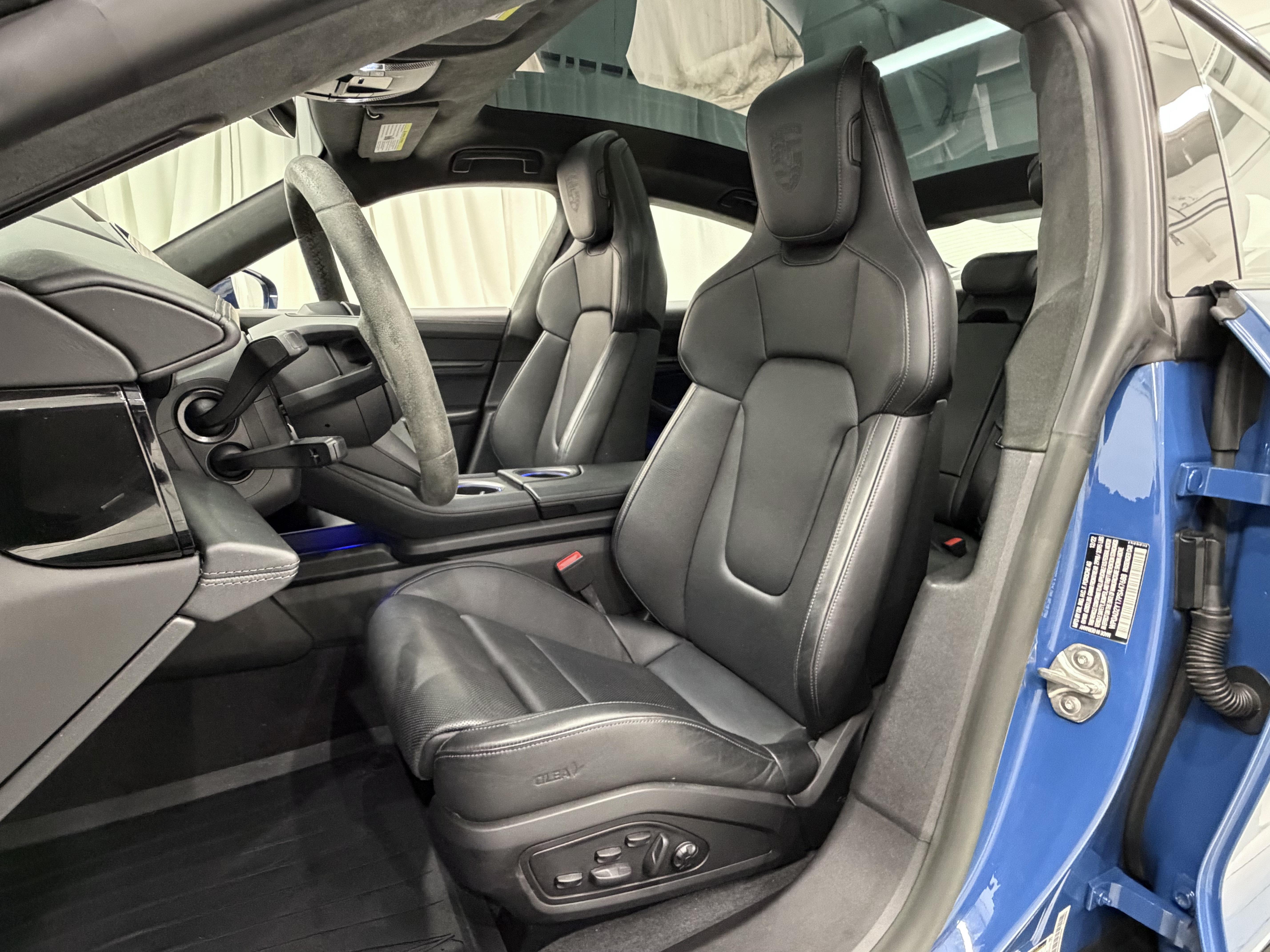 Certified 2023 Porsche Taycan GTS AWD/4WD image 34