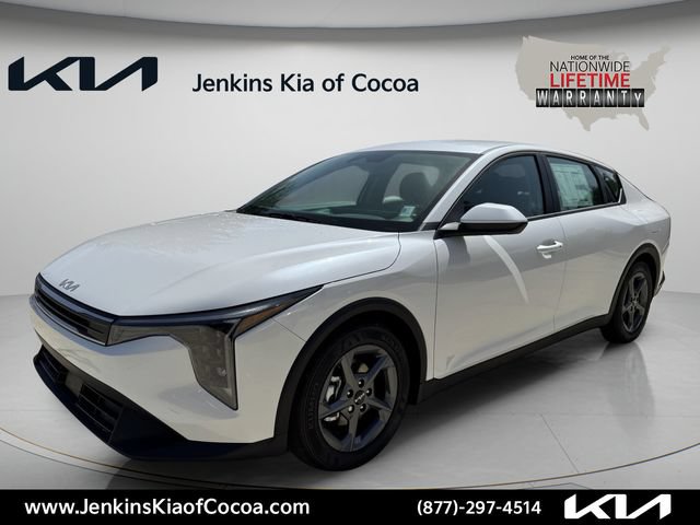 New 2026 Kia K4 FWD image 10