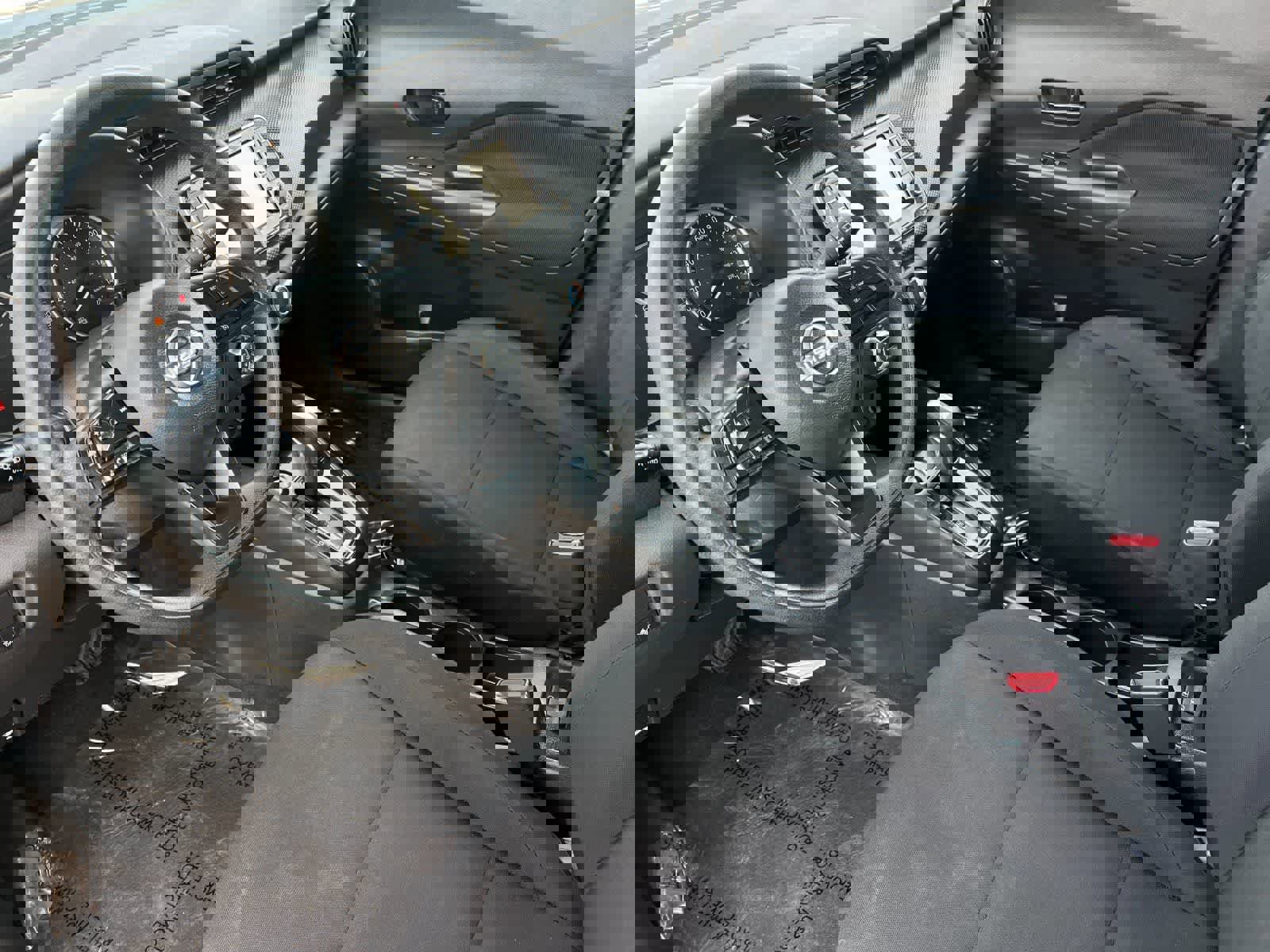 Used 2024 Nissan Kicks S image 12