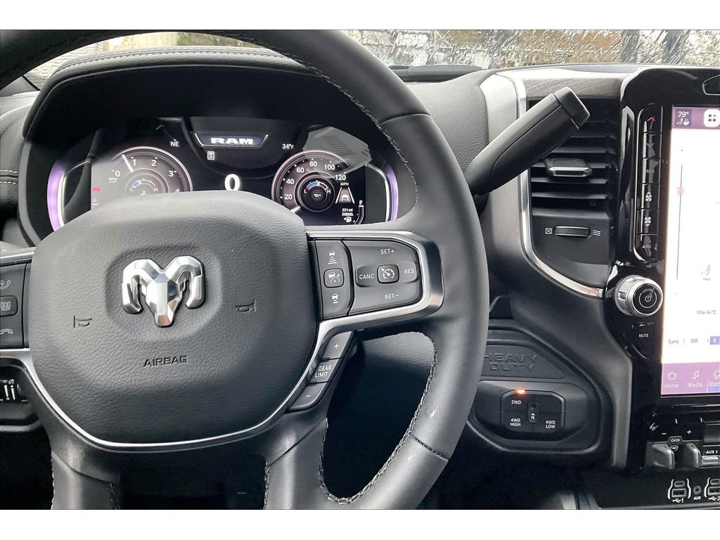 Used 2026 RAM 5500 4x4 Crew Cab w/ Laramie Trim Package image 18