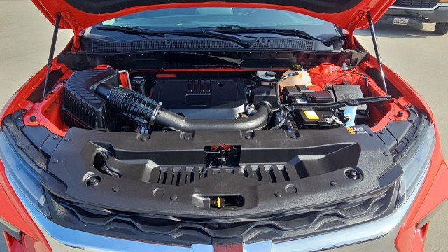 Used 2025 Chevrolet Blazer LT FWD image 29