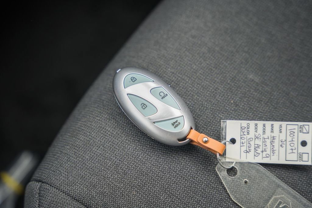 New 2026 Hyundai Ioniq 9 SE image 41