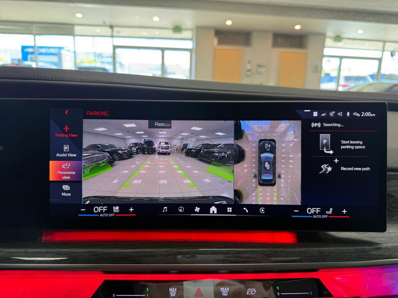 Used 2023 BMW 760i xDrive image 18