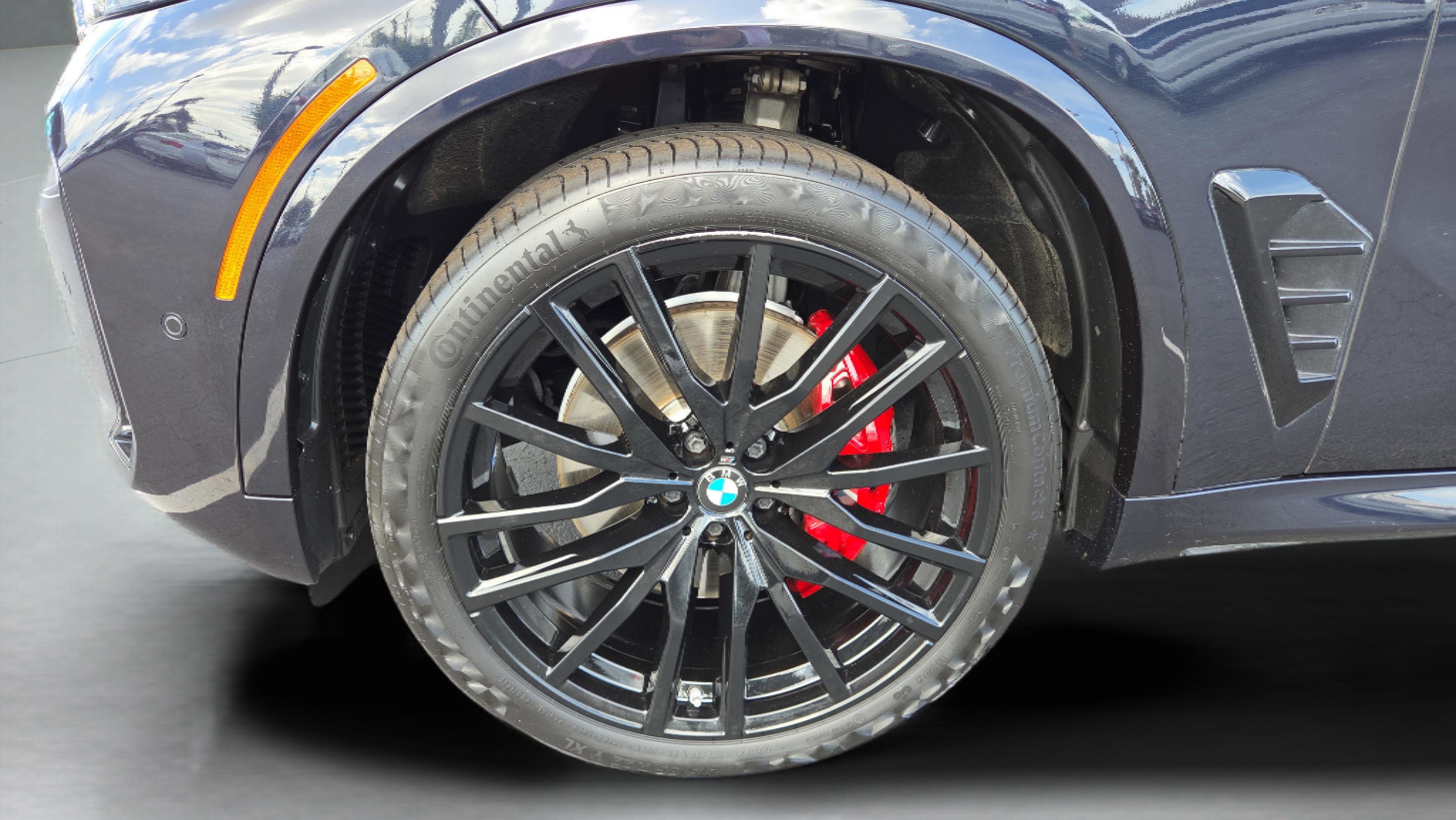 Certified 2025 BMW X5 sDrive40i w/ Executive Package image 22