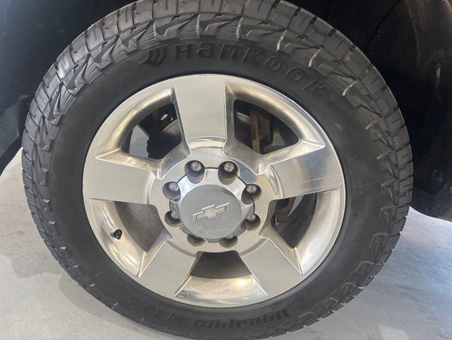 Used 2017 Chevrolet Silverado 2500 LTZ w/ Vortec Plus Package AWD/4WD image 36