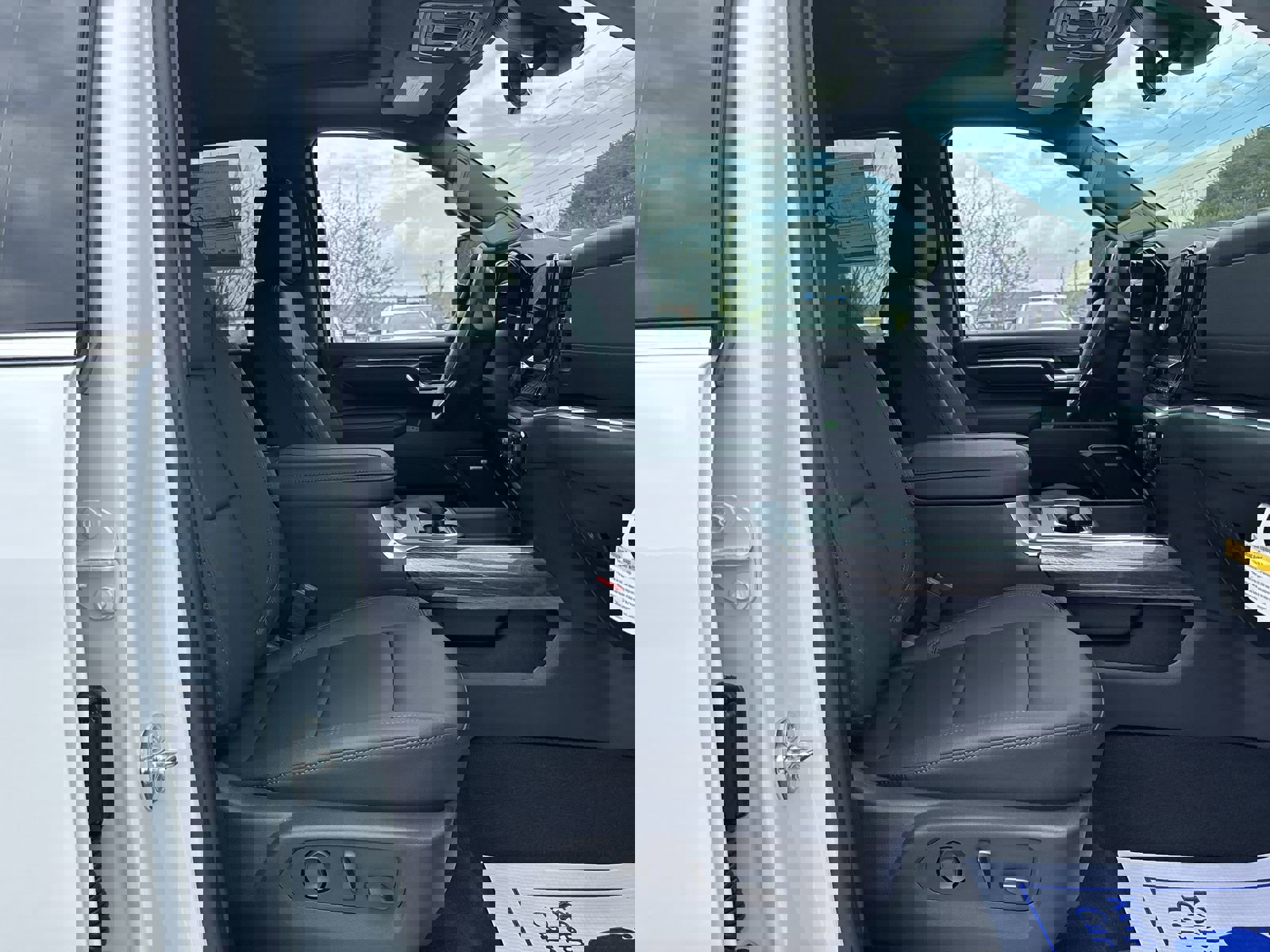 New 2026 Chevrolet Silverado 3500 LTZ w/ LTZ Plus Package image 27