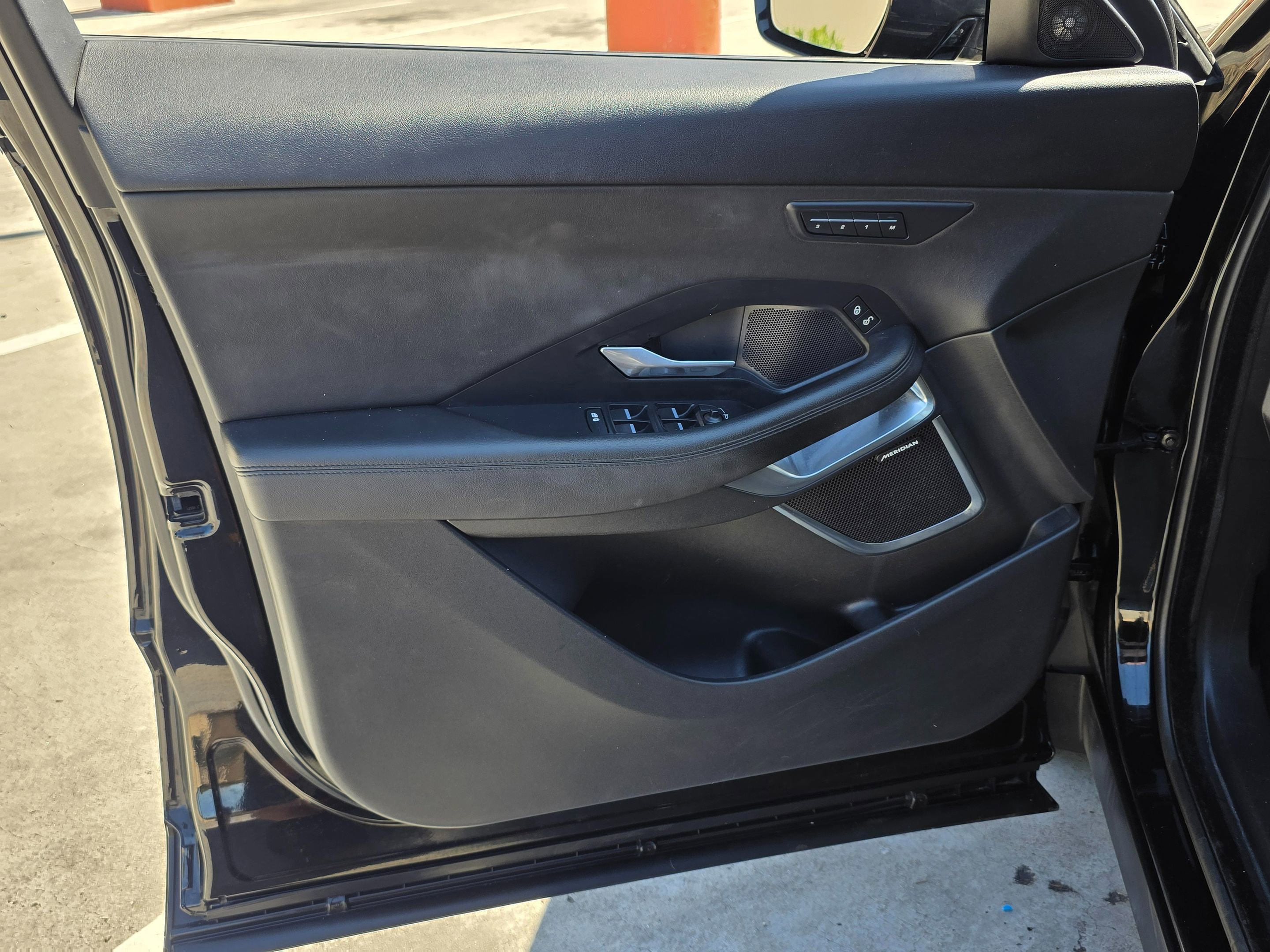 Used 2018 Jaguar E-PACE SE AWD/4WD image 22