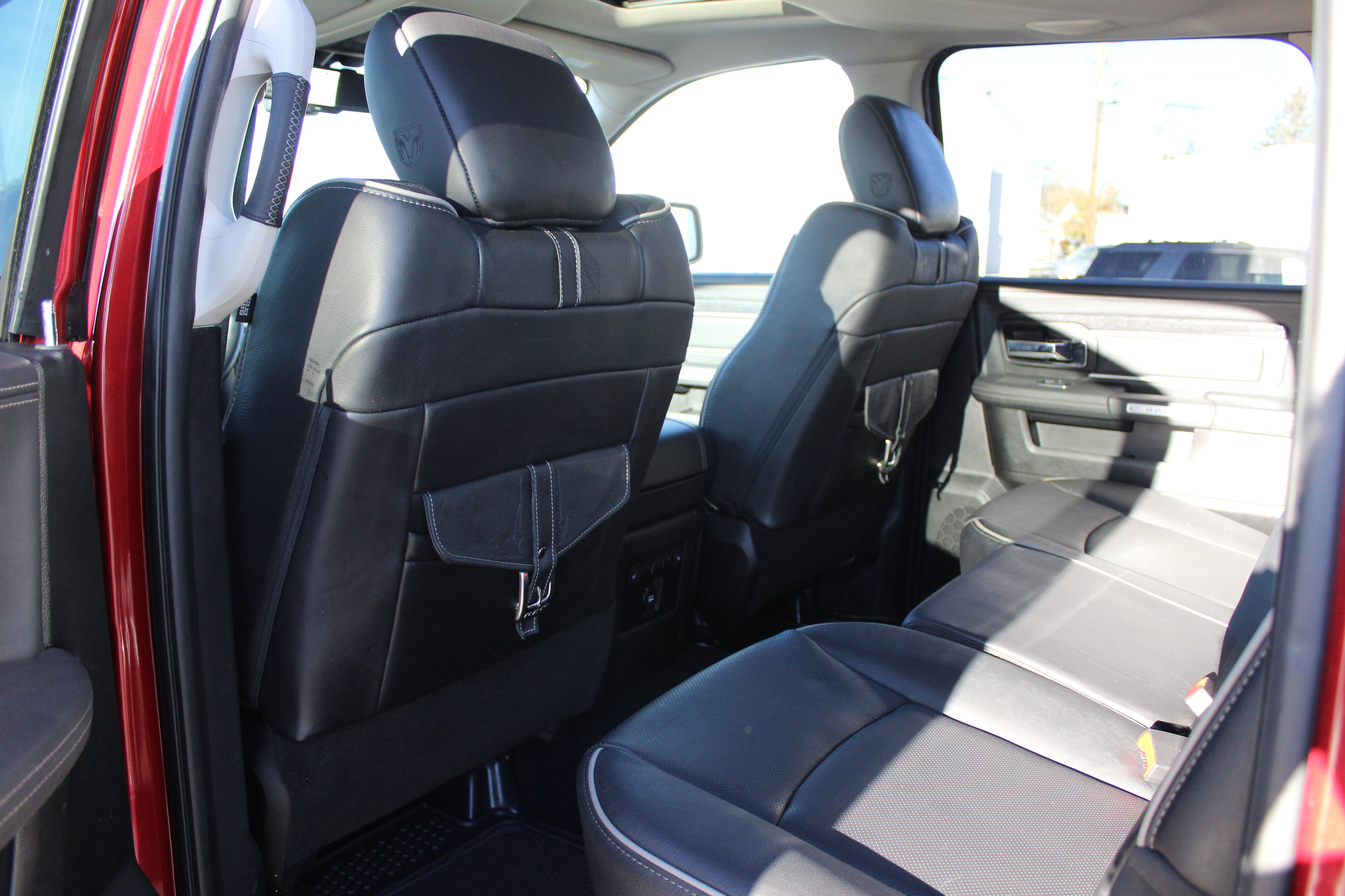 Used 2014 RAM 1500 Limited image 10