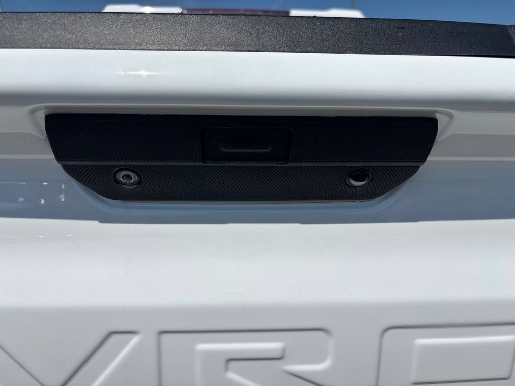 Used 2022 Chevrolet Silverado 1500 LTZ w/ LTZ Premium Package AWD/4WD image 13