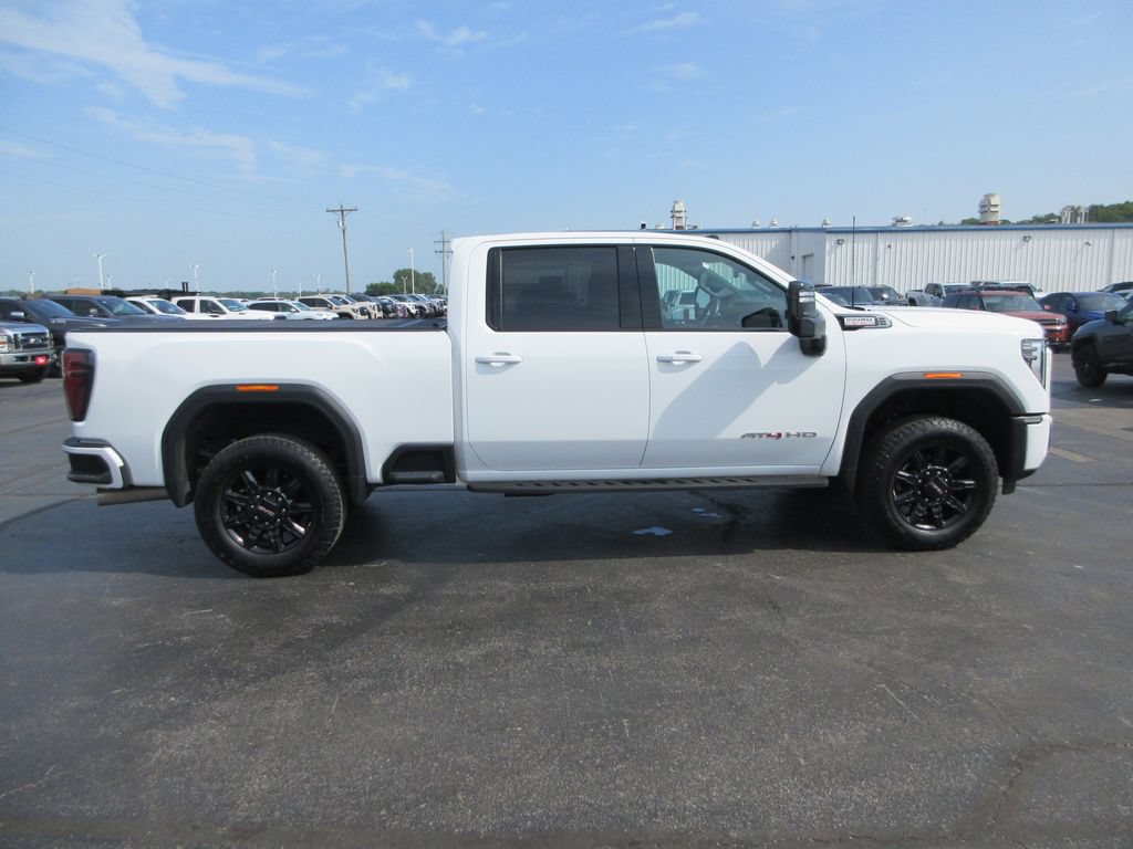 Certified 2025 GMC Sierra 2500 AT4 w/ AT4 Premium Plus Package AWD/4WD image 4