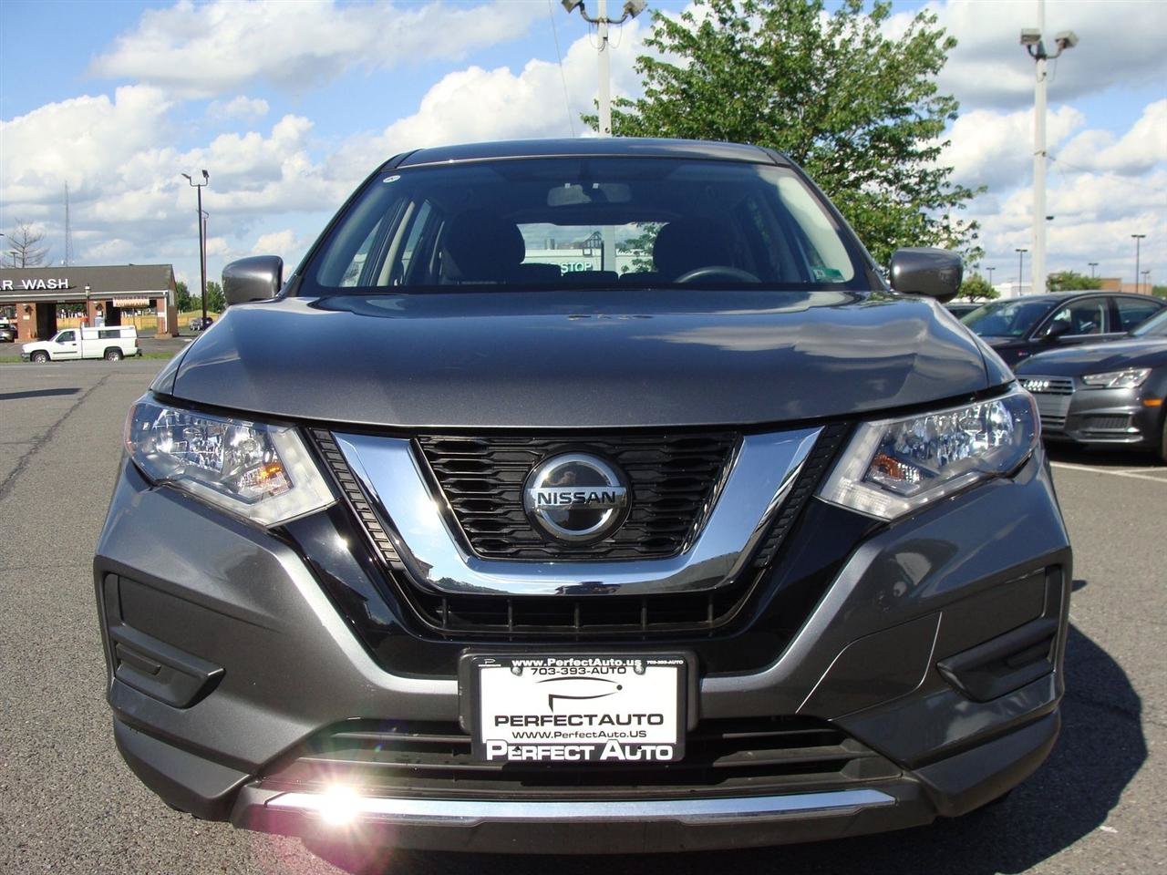 Used 2018 Nissan Rogue S AWD/4WD image 2