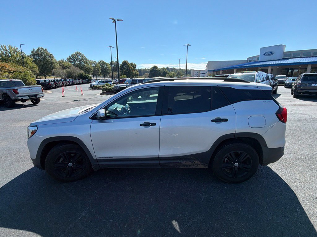 Used 2020 GMC Terrain SLE w/ Driver Convenience Package FWD image 21