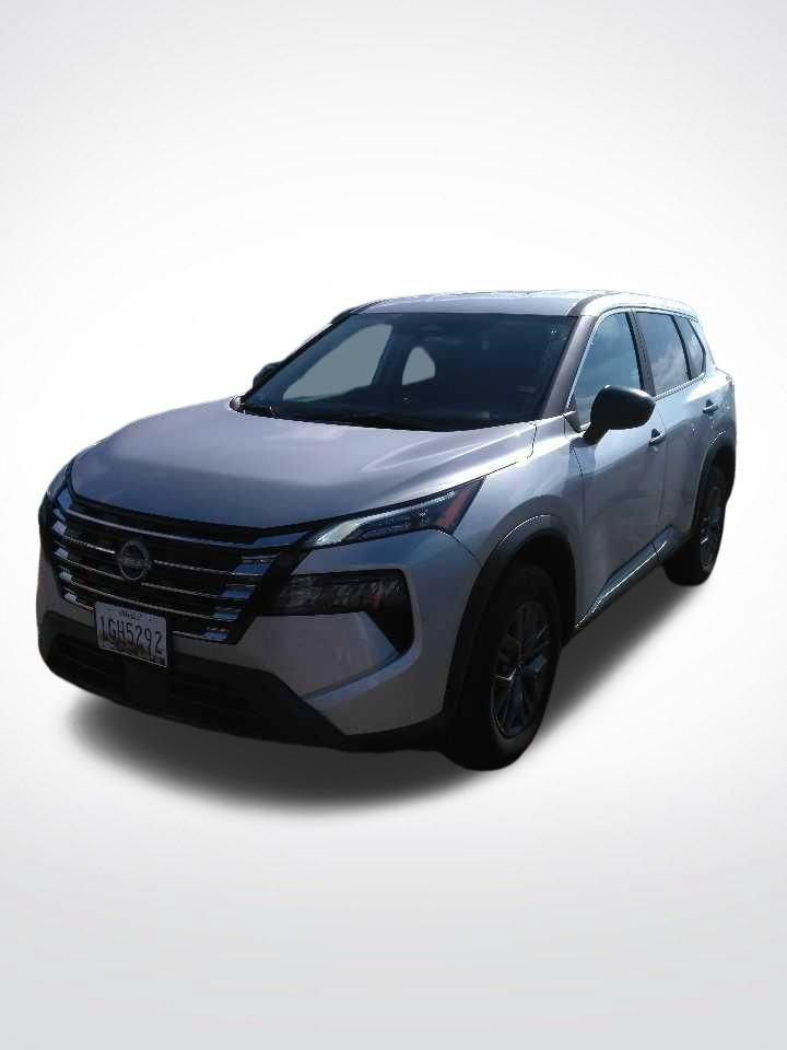 Used 2024 Nissan Rogue S AWD/4WD image 15