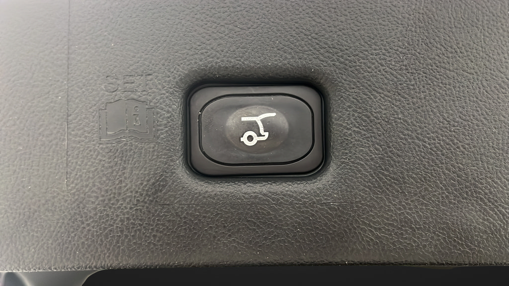 Used 2023 Lincoln Nautilus AWD w/ Premium Package image 29