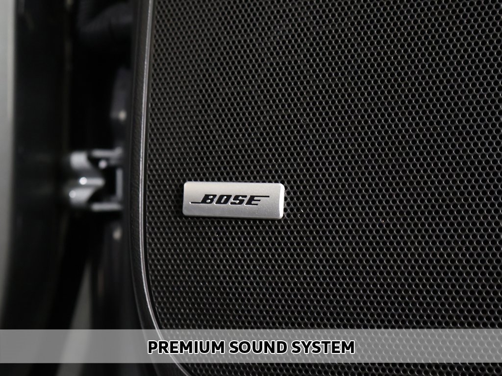 Used 2024 Buick Enclave Premium image 3