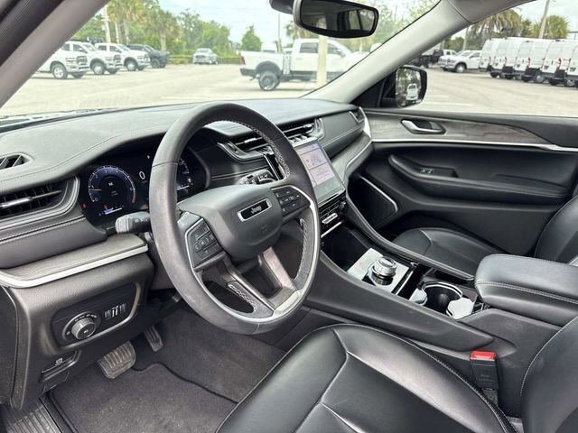 Used 2023 Jeep Grand Cherokee Limited RWD image 22