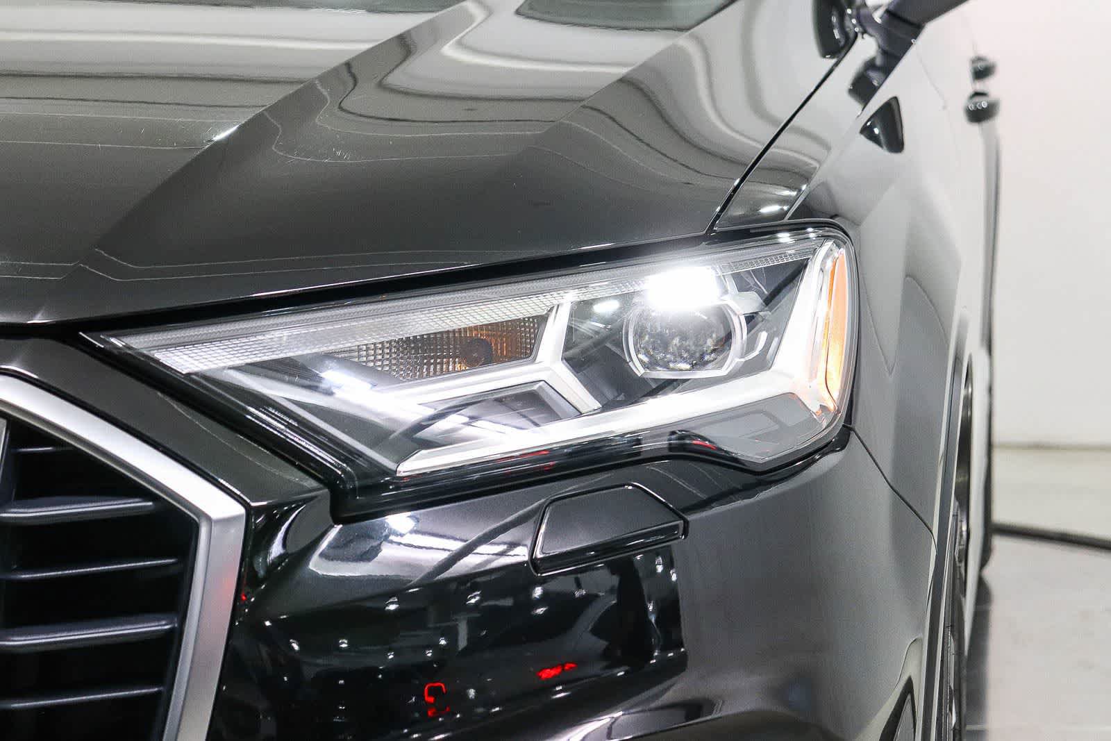 Used 2024 Audi Q7 2.0T Premium w/ Convenience Package AWD/4WD image 7