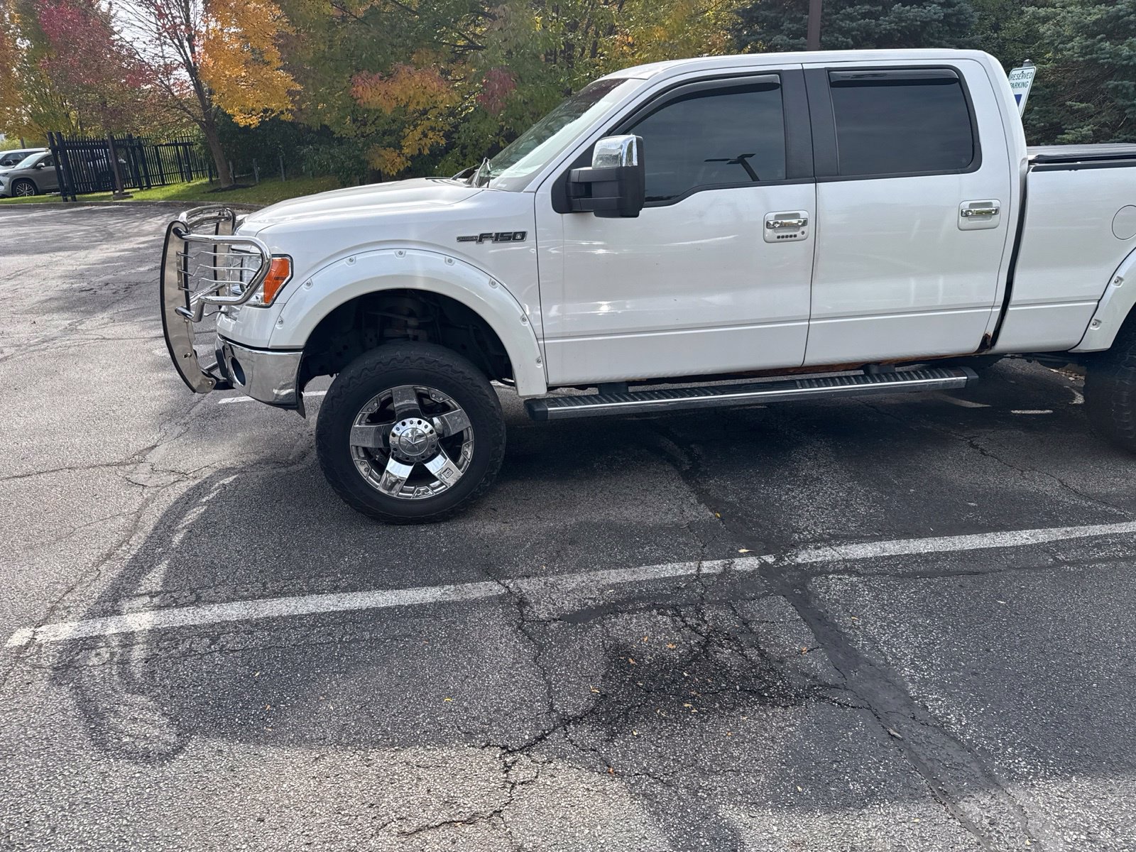 Used 2013 Ford F150 Lariat w/ Mid Equipment Group AWD/4WD image 2