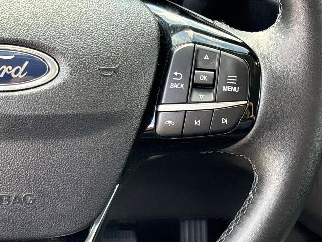 Certified 2025 Ford Escape SE image 18