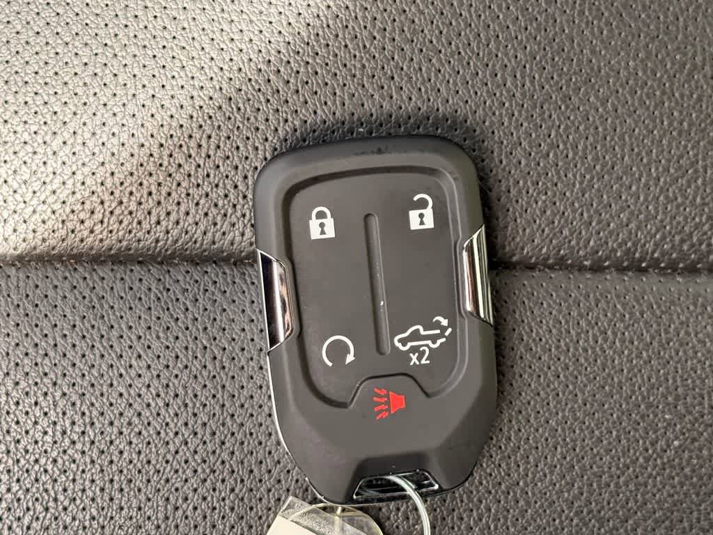Used 2019 Chevrolet Silverado 1500 LTZ w/ LTZ Plus Package AWD/4WD image 19