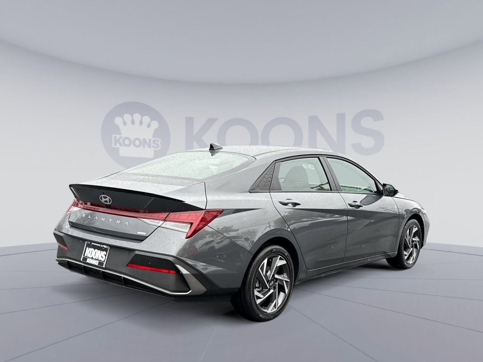 Used 2025 Hyundai Elantra SEL w/ Cargo Package image 7