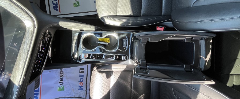 Certified 2021 Buick Envision Essence AWD/4WD image 17