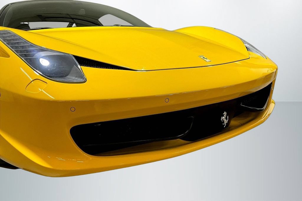 Used 2013 Ferrari 458 Italia Coupe RWD image 26