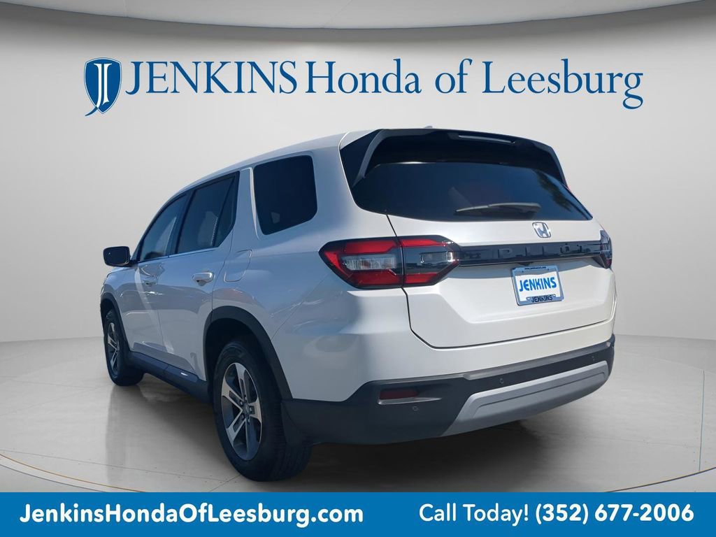 Certified 2025 Honda Pilot EX-L image 8