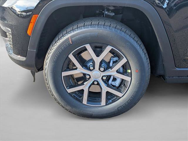 New 2025 Jeep Grand Cherokee L Limited image 10