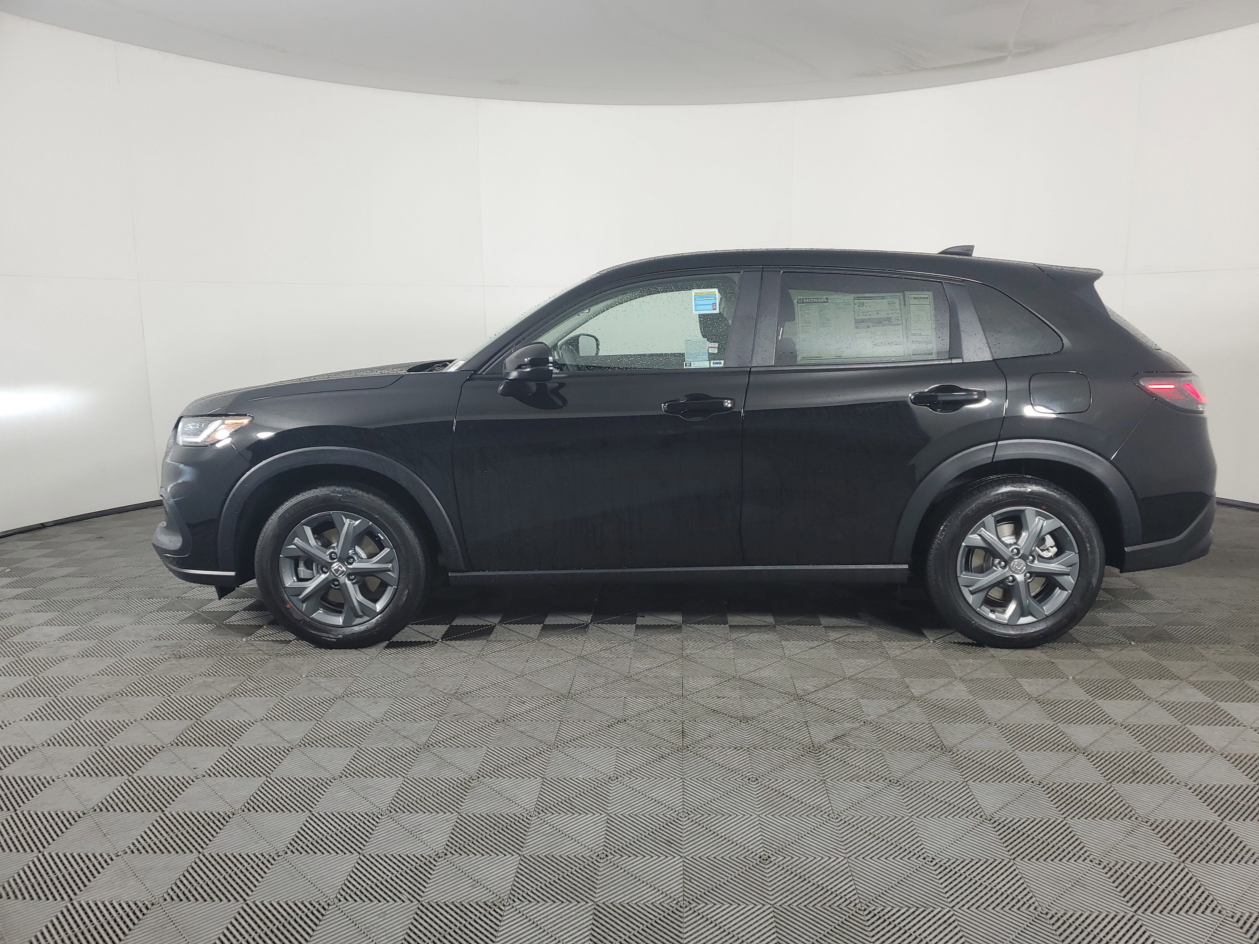 New 2026 Honda HR-V LX image 7