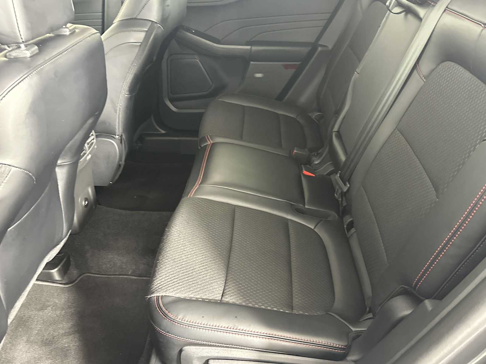 Used 2025 Ford Escape ST-Line w/ Tech Pack #1 FWD image 23