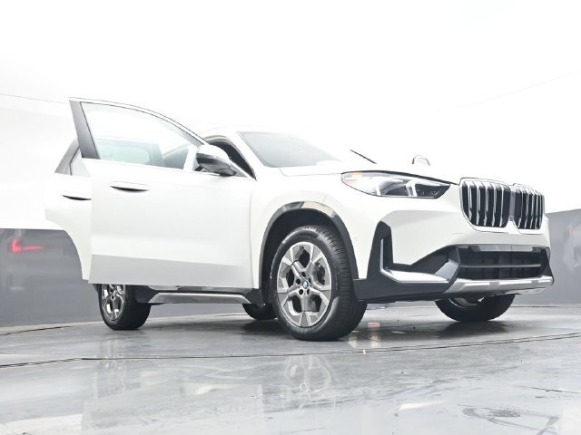 Used 2023 BMW X1 xDrive28i w/ Convenience Package AWD/4WD image 42
