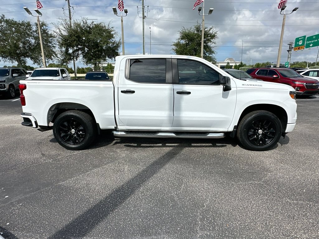 Certified 2025 Chevrolet Silverado 1500 Custom RWD image 4