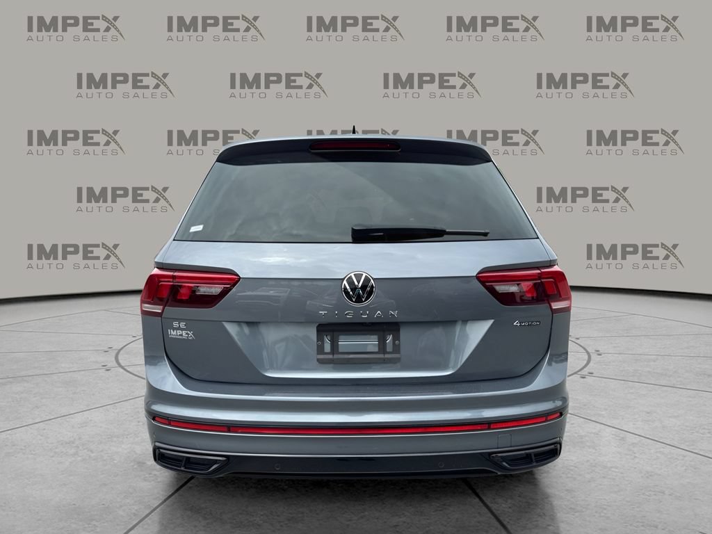 Used 2022 Volkswagen Tiguan SE R-Line AWD/4WD image 4