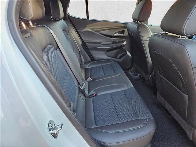 Used 2025 Buick Envista Preferred FWD image 16