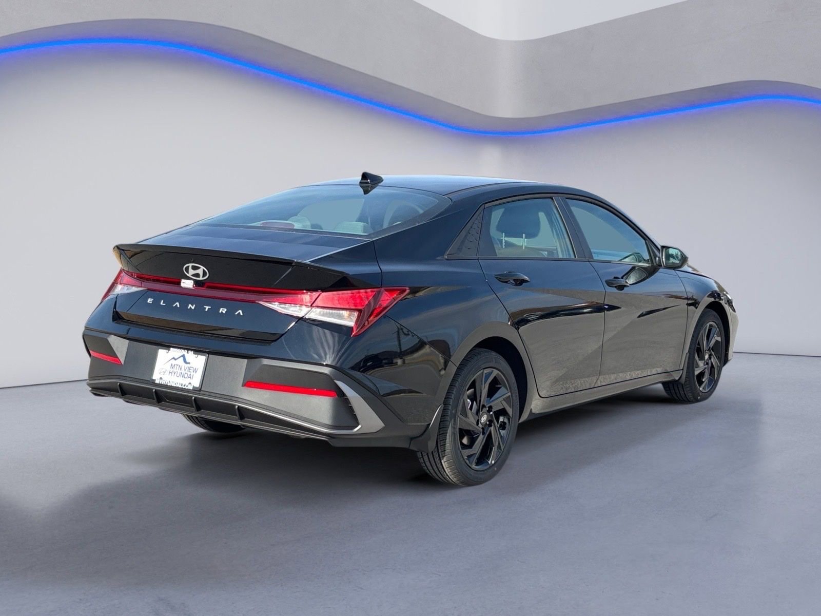New 2026 Hyundai Elantra Sport image 5