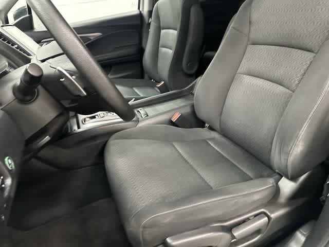 Used 2020 Honda Ridgeline Sport image 10