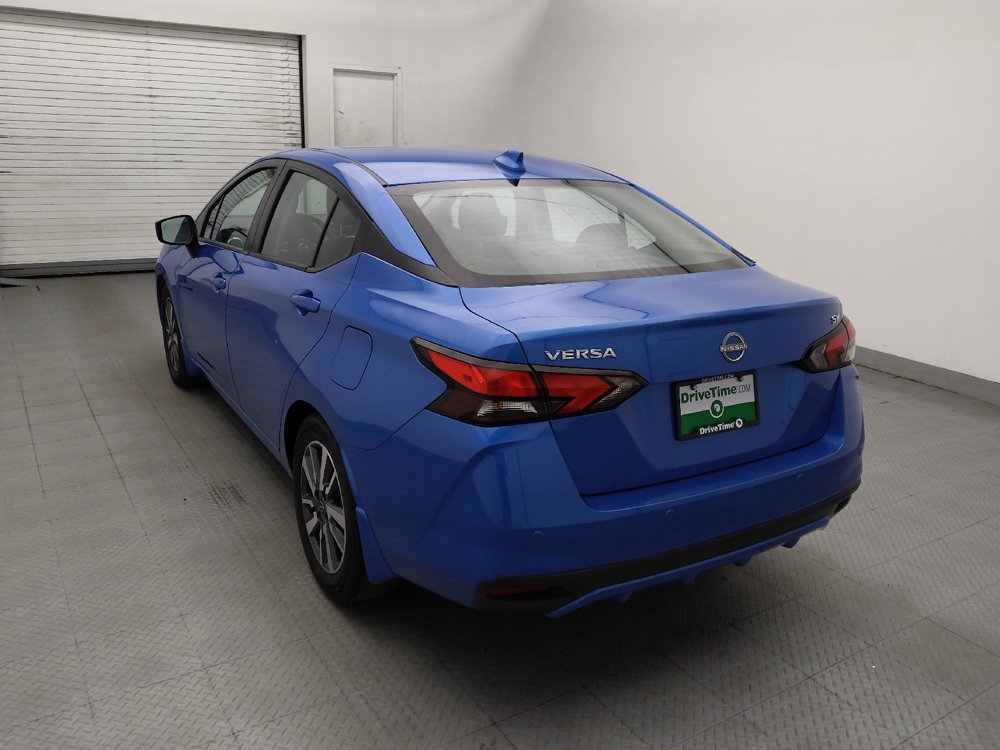 Used 2023 Nissan Versa SV w/ Trunk Package FWD image 5