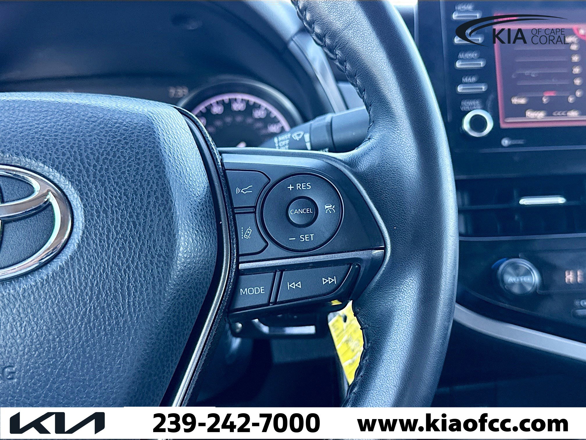 Used 2021 Toyota Camry SE image 33