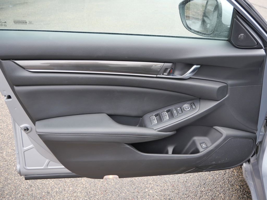 Used 2020 Honda Accord Sport image 27