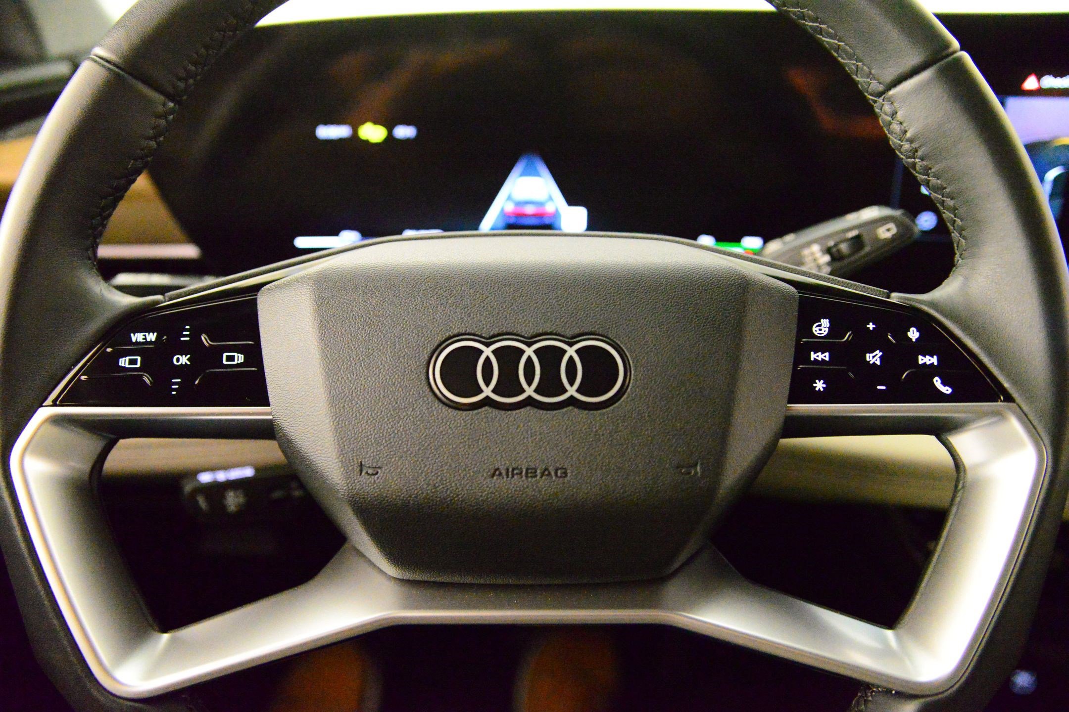 Certified 2025 Audi Q6 e-tron Premium w/ Convenience Package image 13