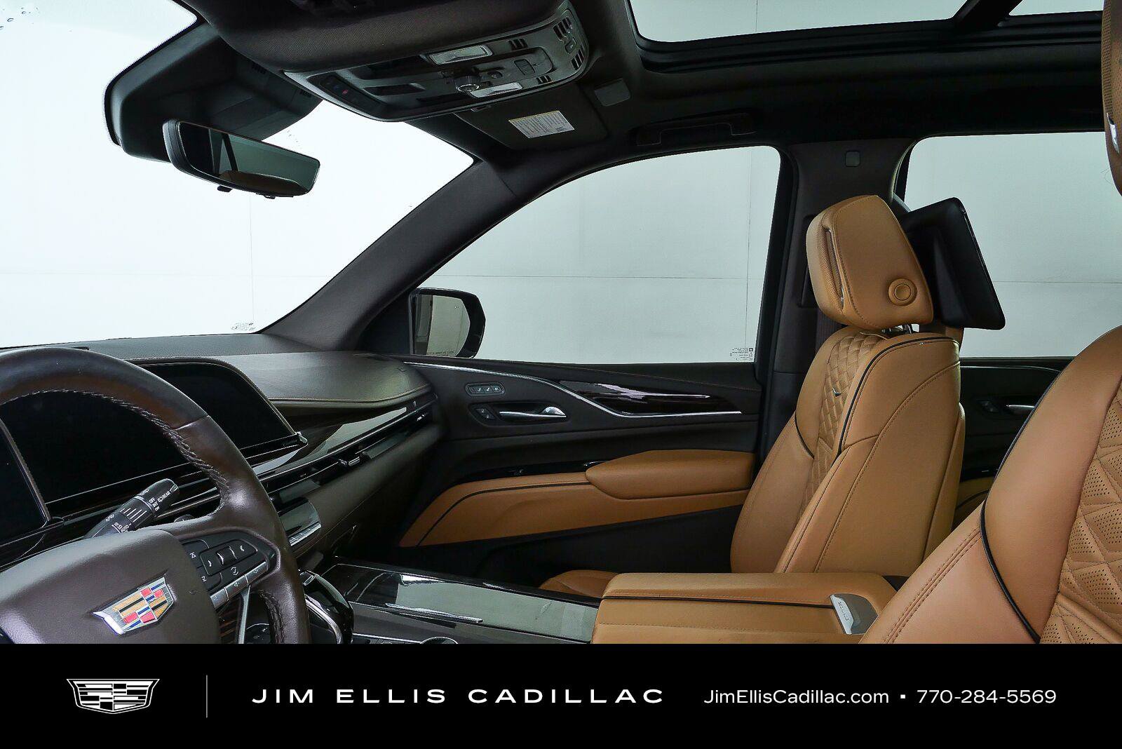 Used 2021 Cadillac Escalade Sport w/ Driver Assist Tech Package AWD/4WD image 5