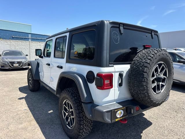 Used 2024 Jeep Wrangler Unlimited Rubicon AWD/4WD image 7