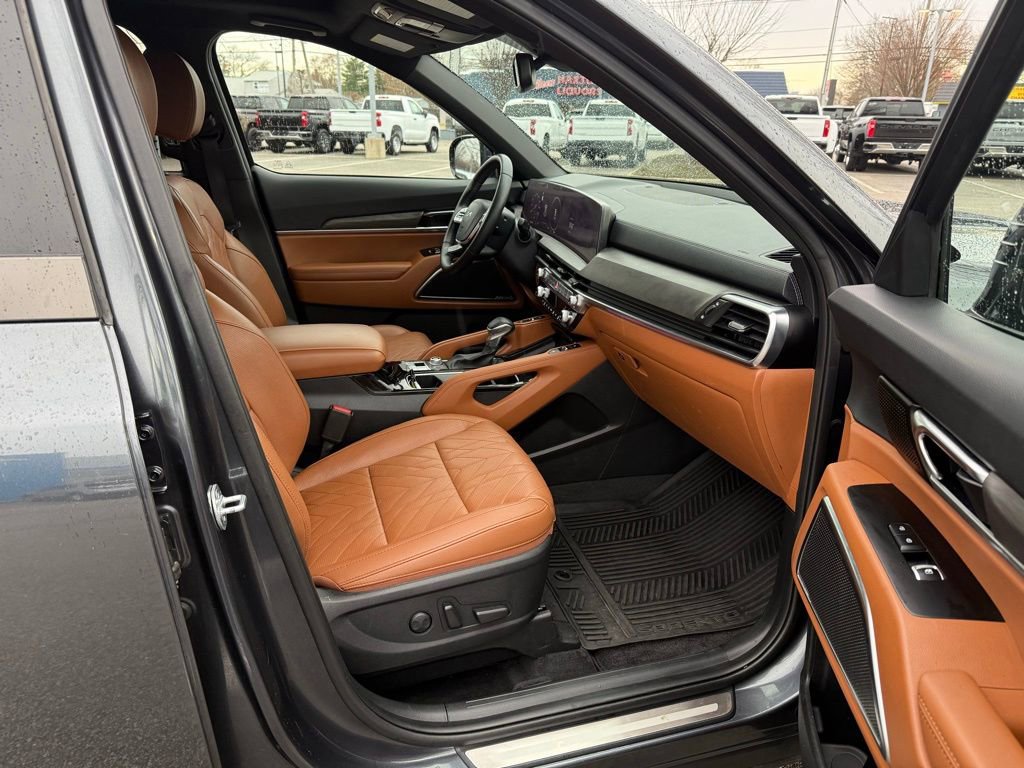 Used 2024 Kia Telluride SX X-Line AWD/4WD image 16