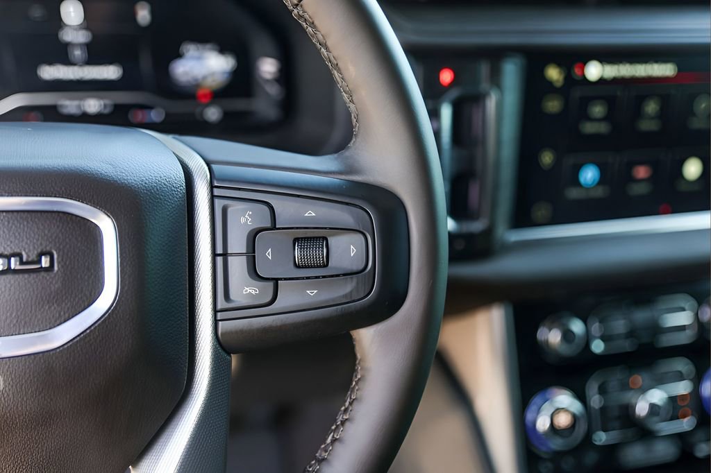 Used 2024 GMC Yukon XL Denali w/ Max Trailering Package image 13