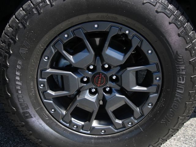 Certified 2024 Nissan Frontier PRO-4X w/ Pro Premium Package AWD/4WD image 12