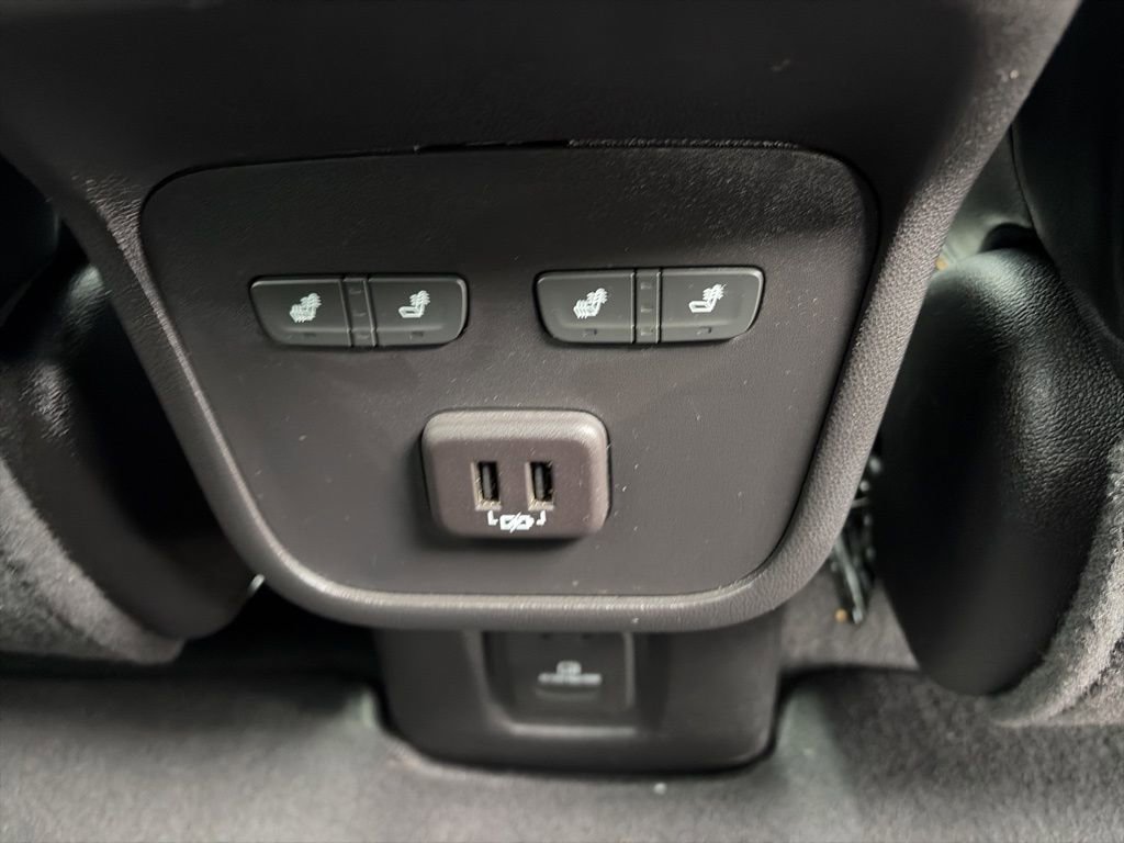 Certified 2023 Chevrolet Equinox Premier image 24