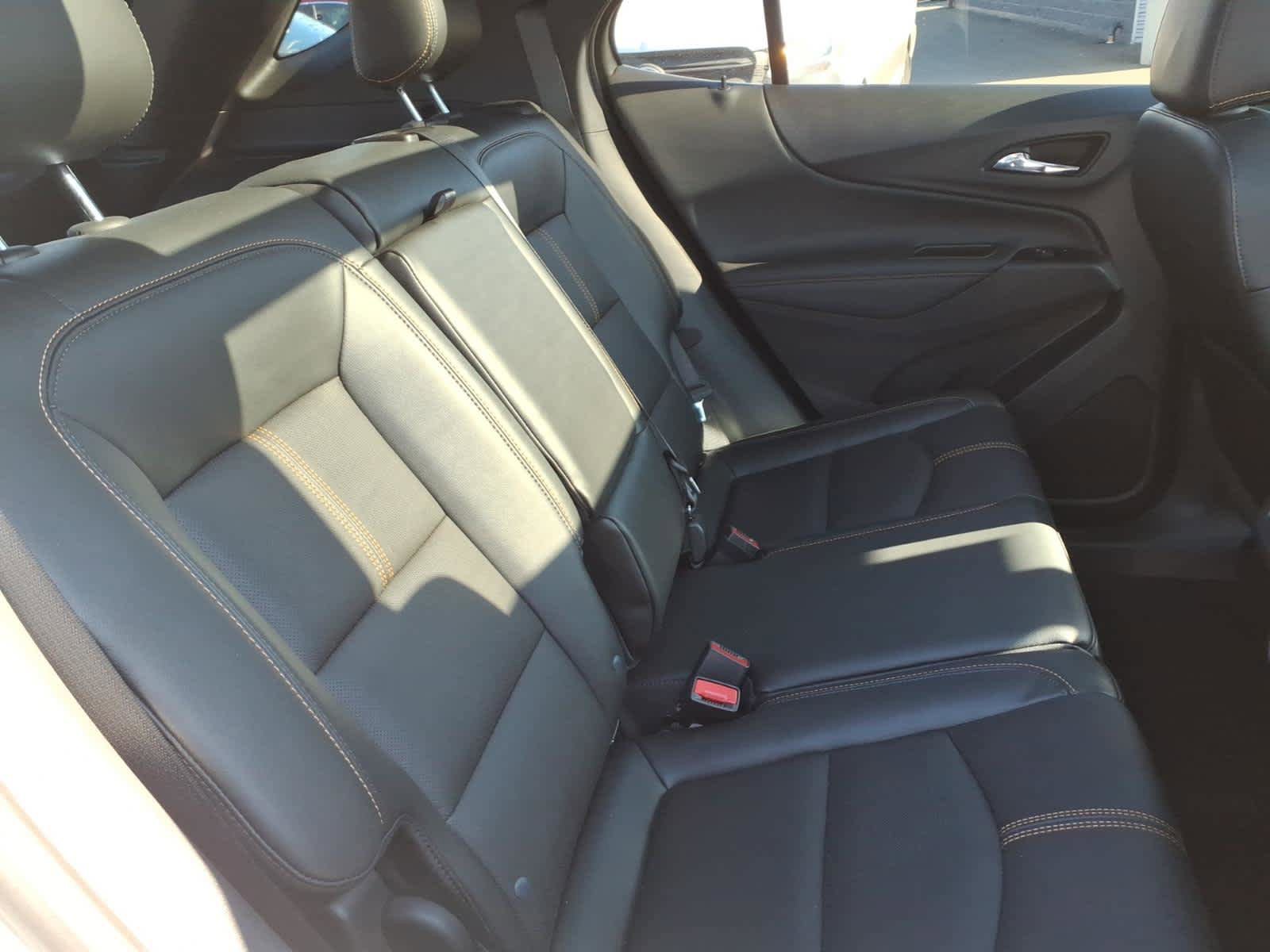Used 2023 Chevrolet Equinox Premier image 21