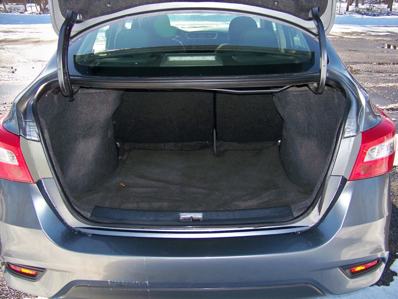 Used 2019 Nissan Sentra SV image 13