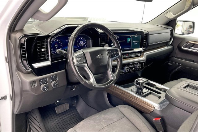 Used 2022 Chevrolet Silverado 1500 LT Trail Boss w/ Convenience Package II image 14
